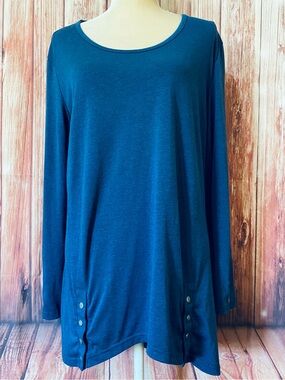 Women’s L/XL Blouse Tunic Simply Noelle Blue Long Sleeve U Neck Button Details
